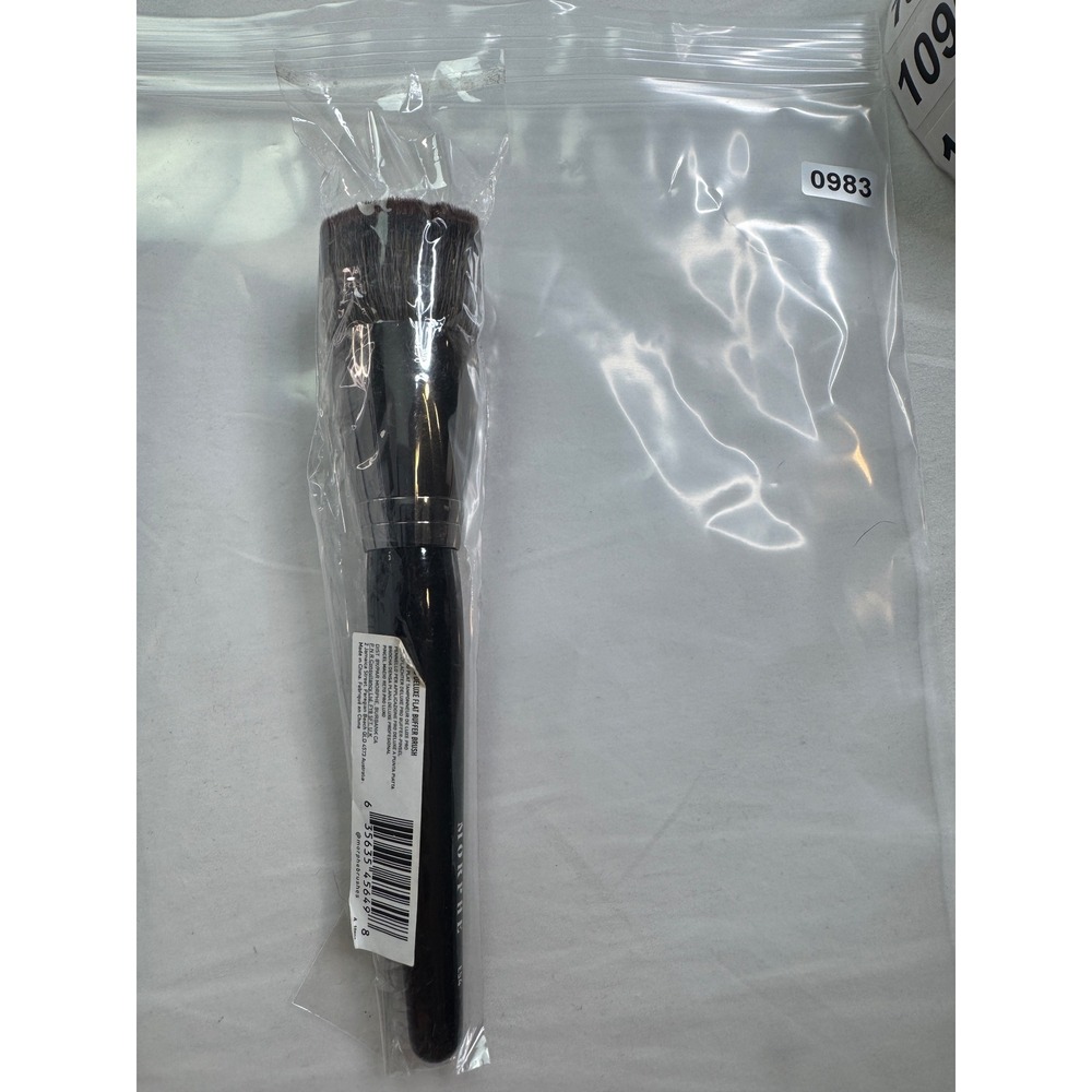 Morphe E54 Pro Deluxe Flat Buffer Brush Black Synthetic Foundation Buffing Tool